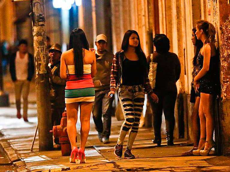 Tratta di esseri umani e sfruttamento della prostituzione: arresti a Nuoro