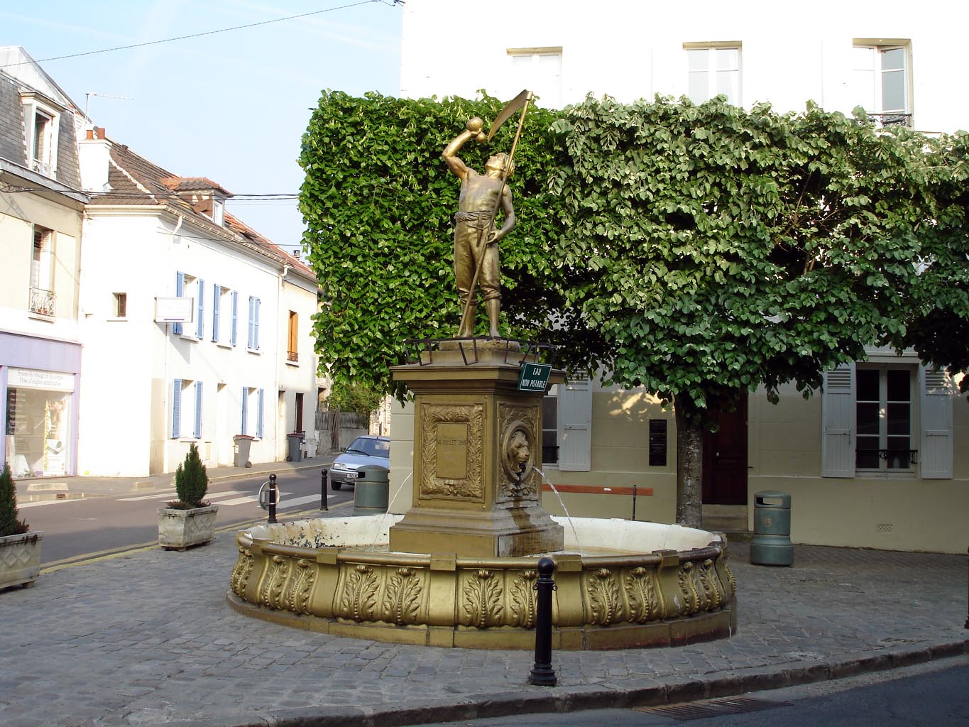 Saint-Leu-la-Forêt, Ile-de-France salope