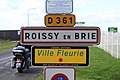 Acheter Escorte dans Roissy-en-Brie (FR)